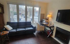 13-zimmer stadthaus in North York, Kanada. C$1 490 000