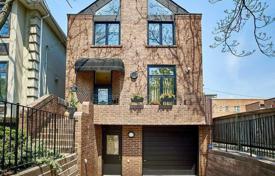 3-zimmer haus in der stadt in Old Toronto, Kanada. C$2 483 000