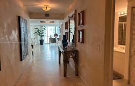 Eigentumswohnung – Collins Avenue, Miami, Florida,  Vereinigte Staaten. $1 250 000