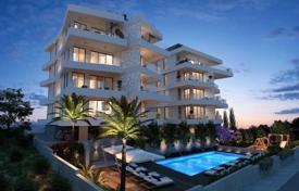 3-zimmer penthaus 110 m² in Germasogeia, Zypern. 945 000 €