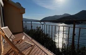 5-zimmer einfamilienhaus 148 m² in Lepetane, Montenegro. 380 000 €