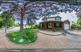 19-zimmer haus in der stadt in Scarborough, Kanada. C$1 798 000