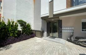 Duplex-Immobilie in der Nähe der Straßenbahnstation in Antalya. $245 000