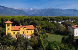 Villa – Forte dei Marmi, Toskana, Italien. 4 800 000 €