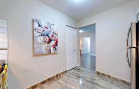 6-zimmer wohnung in Scarborough, Kanada. C$832 000