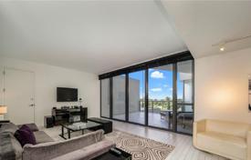 Wohnung – Miami Beach, Florida, Vereinigte Staaten. $1 200 000