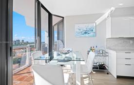 2-zimmer appartements in eigentumswohnungen 136 m² in Yacht Club Drive, Vereinigte Staaten. $655 000