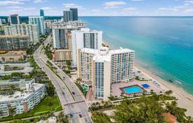 Eigentumswohnung – Hallandale Beach, Florida, Vereinigte Staaten. $389 000