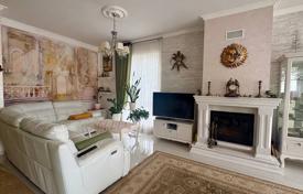 4-zimmer wohnung 180 m² in Lepetane, Montenegro. 499 000 €