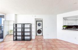 2-zimmer appartements in eigentumswohnungen 105 m² in Miami Beach, Vereinigte Staaten. $879 000