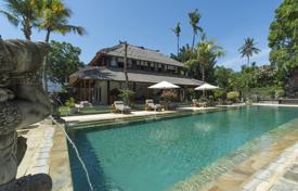 Villa – Sanur Beach, Bali, Indonesien. 9 700 €  pro Woche