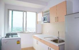 2-zimmer appartements in eigentumswohnungen in Huai Khwang, Thailand. $213 000