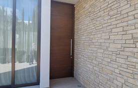 4-zimmer einfamilienhaus 314 m² in Sea Caves, Zypern. 2 200 000 €