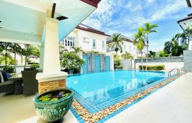 Villa – Pattaya, Chonburi, Thailand. 466 000 €