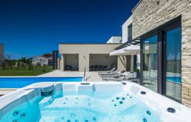 5-zimmer haus in der stadt 274 m² in Brtonigla, Kroatien. 1 100 000 €
