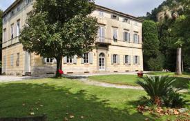 Villa – Lucca, Toskana, Italien. 3 300 000 €