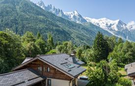 Villa – Chamonix, Auvergne-Rhône-Alpes, Frankreich. 3 700 000 €