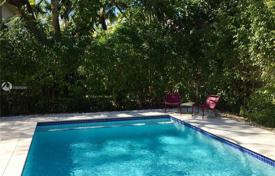 Villa – Coral Gables, Florida, Vereinigte Staaten. $1 369 000
