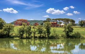 54-zimmer villa in Grosseto, Italien. Price on request