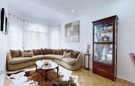 11-zimmer haus in der stadt in Scarborough, Kanada. C$1 745 000