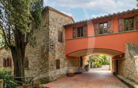 8-zimmer villa 450 m² in Arezzo, Italien. 1 200 000 €