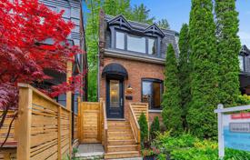 Stadthaus – Logan Avenue, Toronto, Ontario,  Kanada. C$1 925 000