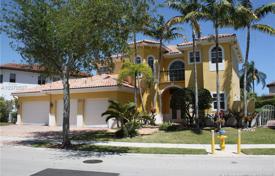 5-zimmer villa 578 m² in Miami, Vereinigte Staaten. $2 318 000