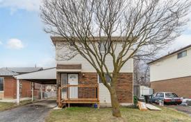 4-zimmer haus in der stadt in Etobicoke, Kanada. C$1 323 000