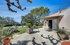 Einfamilienhaus – Lauris, Provence-Alpes-Côte d'Azur, Frankreich. 1 090 000 €