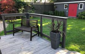 4-zimmer haus in der stadt in Scarborough, Kanada. C$1 337 000