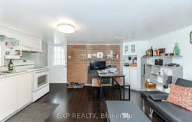 9-zimmer haus in der stadt in York, Kanada. C$1 292 000
