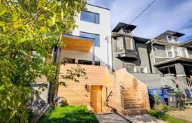 9-zimmer stadthaus in Old Toronto, Kanada. C$2 625 000