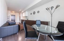 2-zimmer wohnung in Iceboat Terrace, Kanada. C$1 017 000