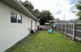 Wohnung – North Miami, Florida, Vereinigte Staaten. $2 050 000