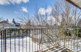 4-zimmer haus in der stadt in Scarborough, Kanada. C$1 468 000