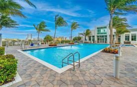 Eigentumswohnung – West Palm Beach, Florida, Vereinigte Staaten. $325 000