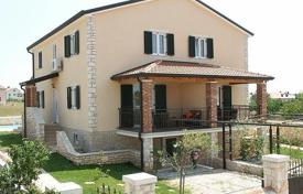 3-zimmer haus in der stadt 170 m² in Umag, Kroatien. 632 000 €