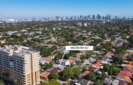 2-zimmer haus in der stadt 195 m² in Miami, Vereinigte Staaten. $750 000