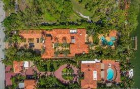 Villa – Pine Tree Drive, Miami Beach, Florida,  Vereinigte Staaten. $11 950 000