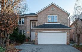 6-zimmer haus in der stadt in North York, Kanada. C$2 259 000