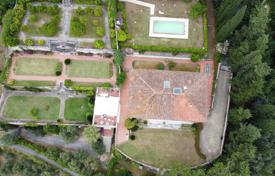 15-zimmer villa in Pietrasanta, Italien. Price on request
