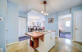4-zimmer haus in der stadt in Scarborough, Kanada. C$1 201 000