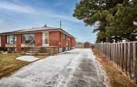 3-zimmer stadthaus in Scarborough, Kanada. C$1 198 000