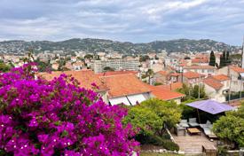 Einfamilienhaus – Cannes, Côte d'Azur, Frankreich. 1 090 000 €