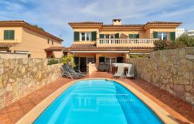 Villa – Palmanova, Balearen, Spanien. 895 000 €