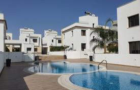New residential complex with villas in Oroklini, Zypern. ab 480 000 €