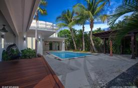 Villa – Key Biscayne, Florida, Vereinigte Staaten. $2 575 000