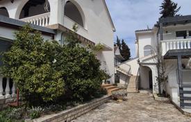 11-zimmer haus in der stadt 350 m² in Srima, Kroatien. 890 000 €