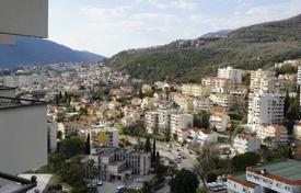 Wohnung – Herceg Novi (Stadt), Herceg Novi, Montenegro. 200 000 €