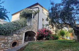 2-zimmer wohnung 82 m² in Brtonigla, Kroatien. 230 000 €